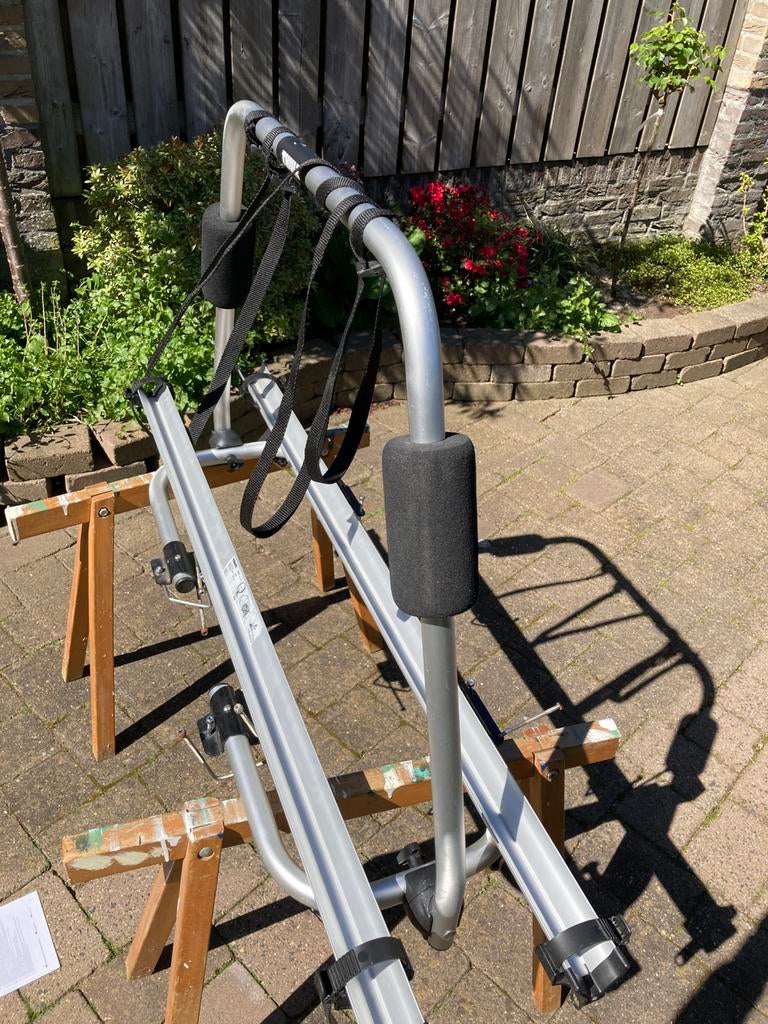 Thule fietsendrager dissel, Ophalen, 2 fietsen, Zo goed als nieuw, Fietsendrager-accessoire