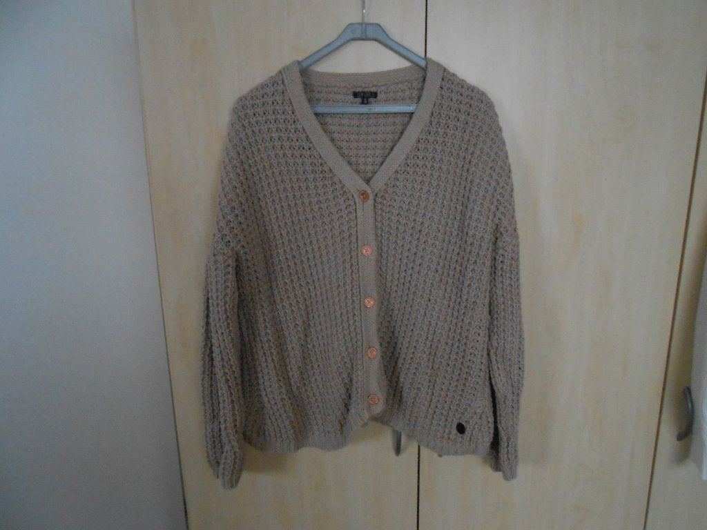 Prachtig grof gebreid vest maat 176 van Levv, Kinderen en Baby's, Kinderkleding | Maat 176, Gebruikt, Meisje, Trui of Vest, Ophalen of Verzenden
