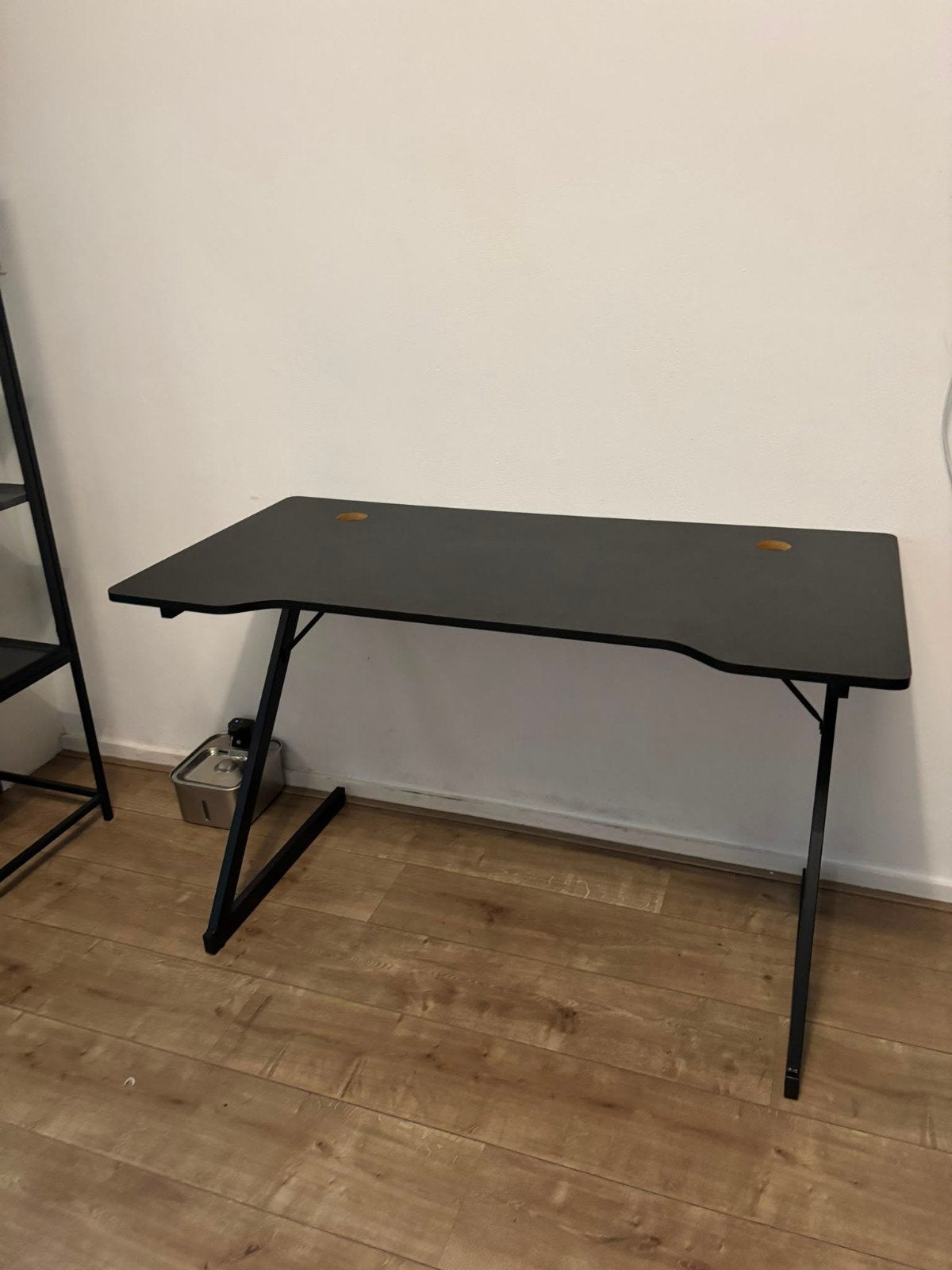 Gaming Bureau Zwart, Huis en Inrichting, Bureaus, Ophalen, Zwart, Zo goed als nieuw, Modern