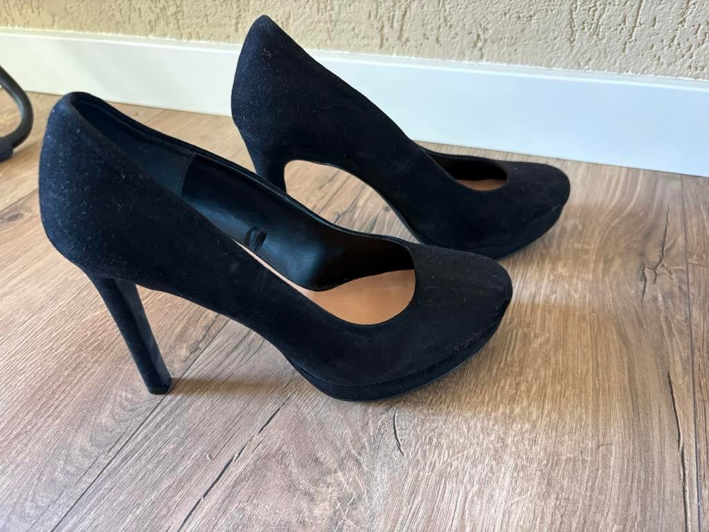 Stoere zwarte pumps van “Even en Odd” maat 40, Kleding | Dames, Ophalen of Verzenden, Zo goed als nieuw, Zwart