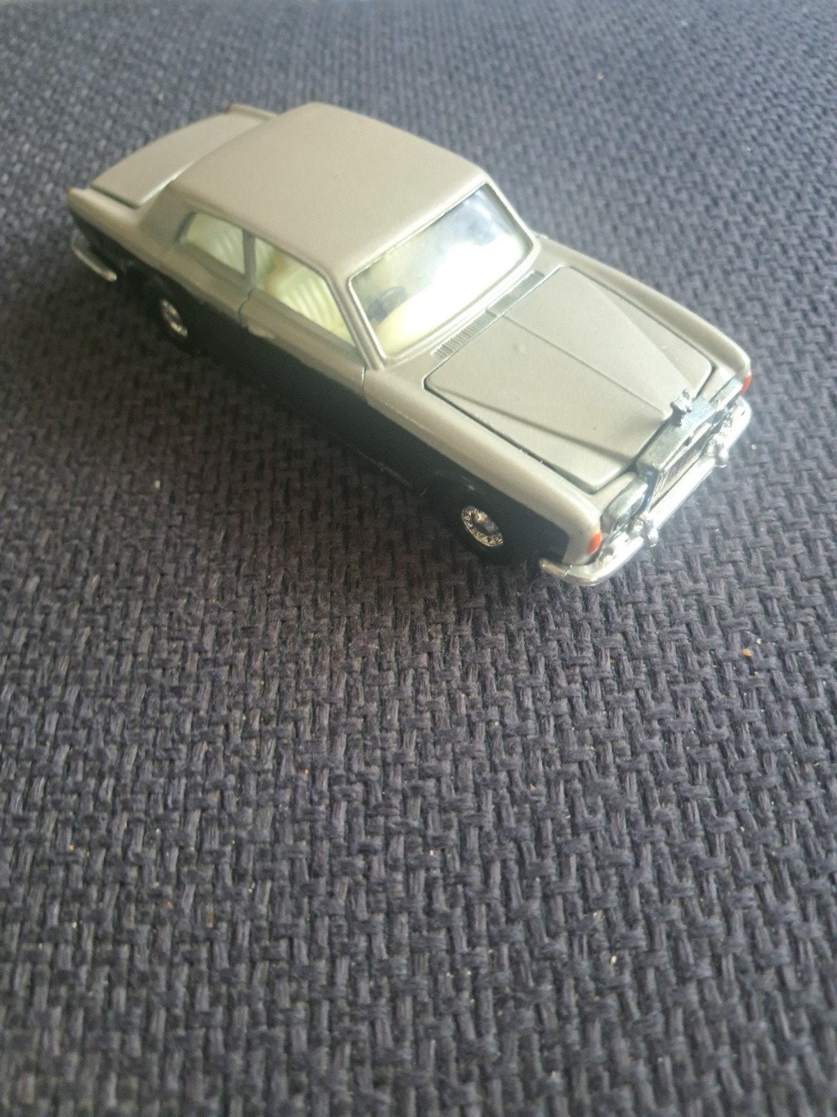 Corgi model rolls royce corniche, Gebruikt, Auto, Ophalen of Verzenden, N.b