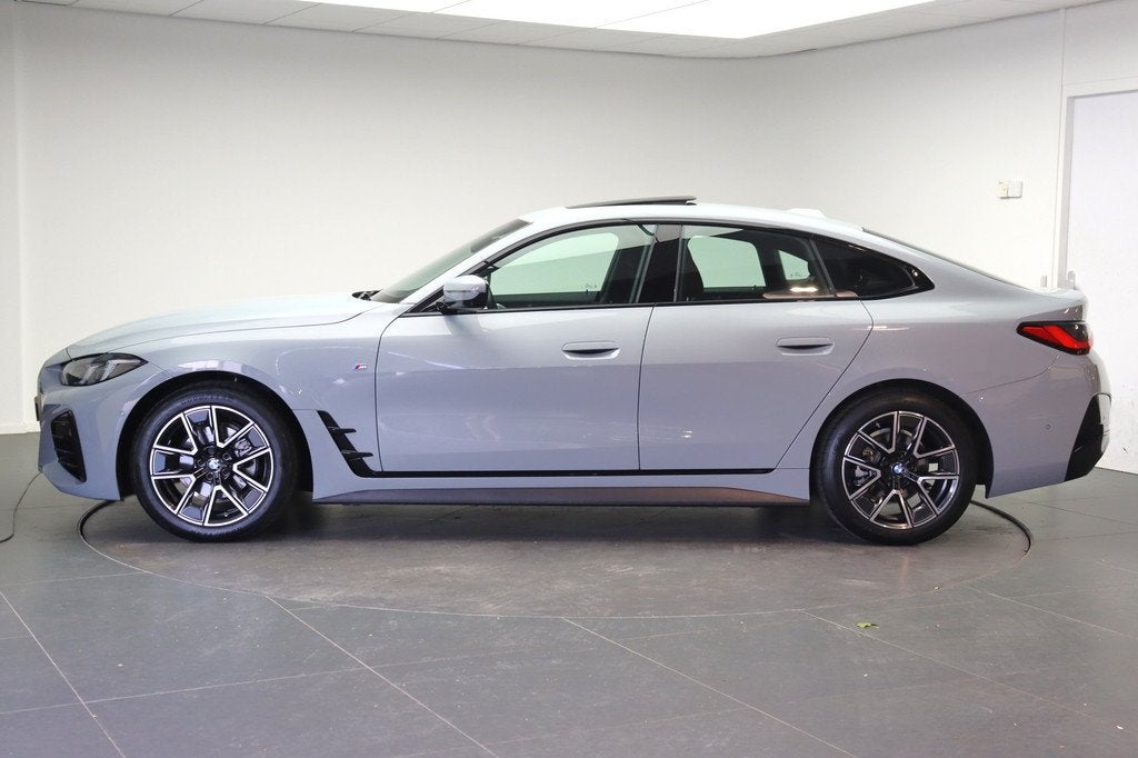 BMW 4 Serie Gran Coupé 420i M Sport Automaat / Schuif-kante, Auto's, BMW, 1998 cc, Gebruikt, Met garantie (alle), Bedrijf