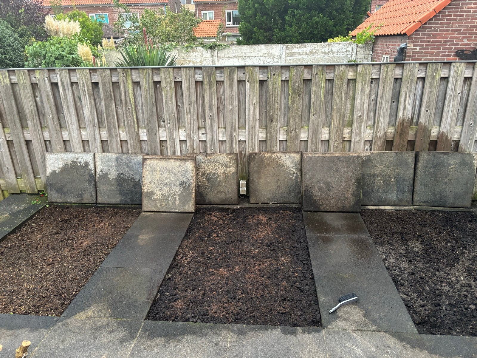 GRATIS Betontegels 60x60 cm (4 stuks - 6cm dik), Tuin en Terras, Ophalen, Gebruikt, 5 tot 10 m², Beton