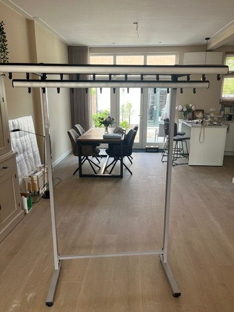 Grote professionele kapstok, Ophalen, Gebruikt, 100 tot 150 cm, Metaal