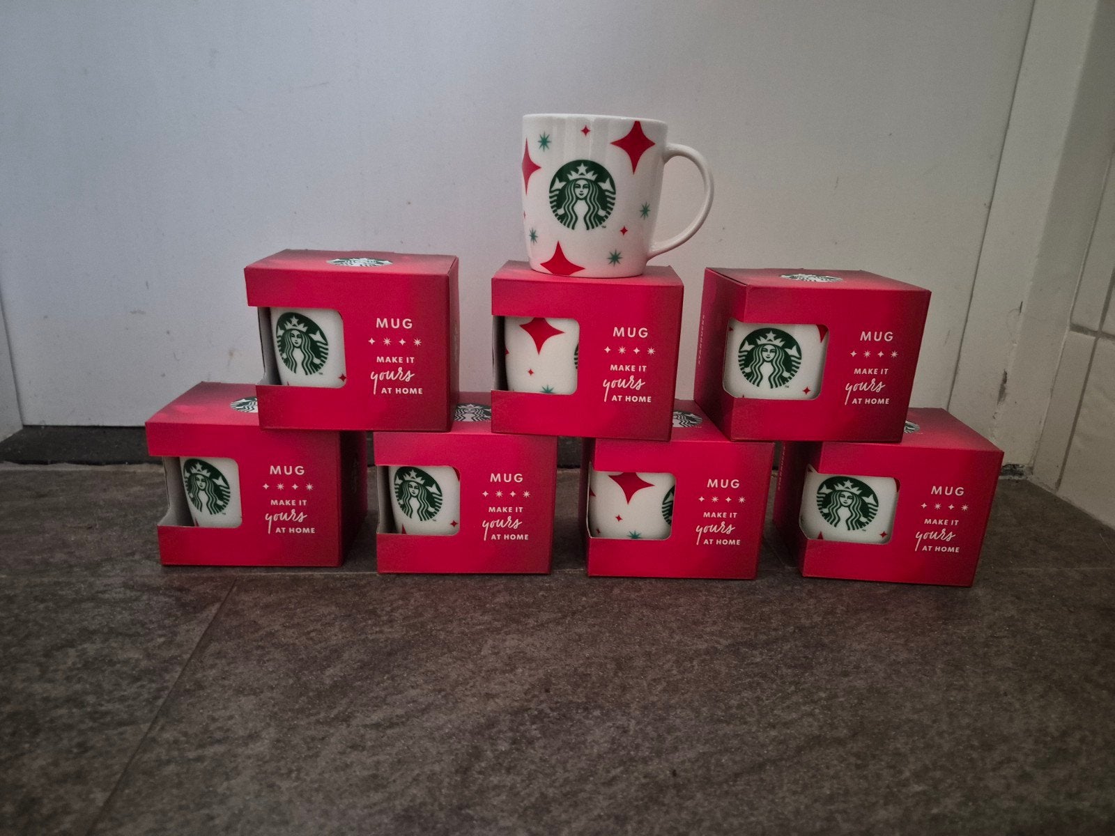 Starbucks Kerst Mokken 260ml - Nieuw Bone China, Overige typen, Nieuw, Ophalen of Verzenden, Steen/keramiek