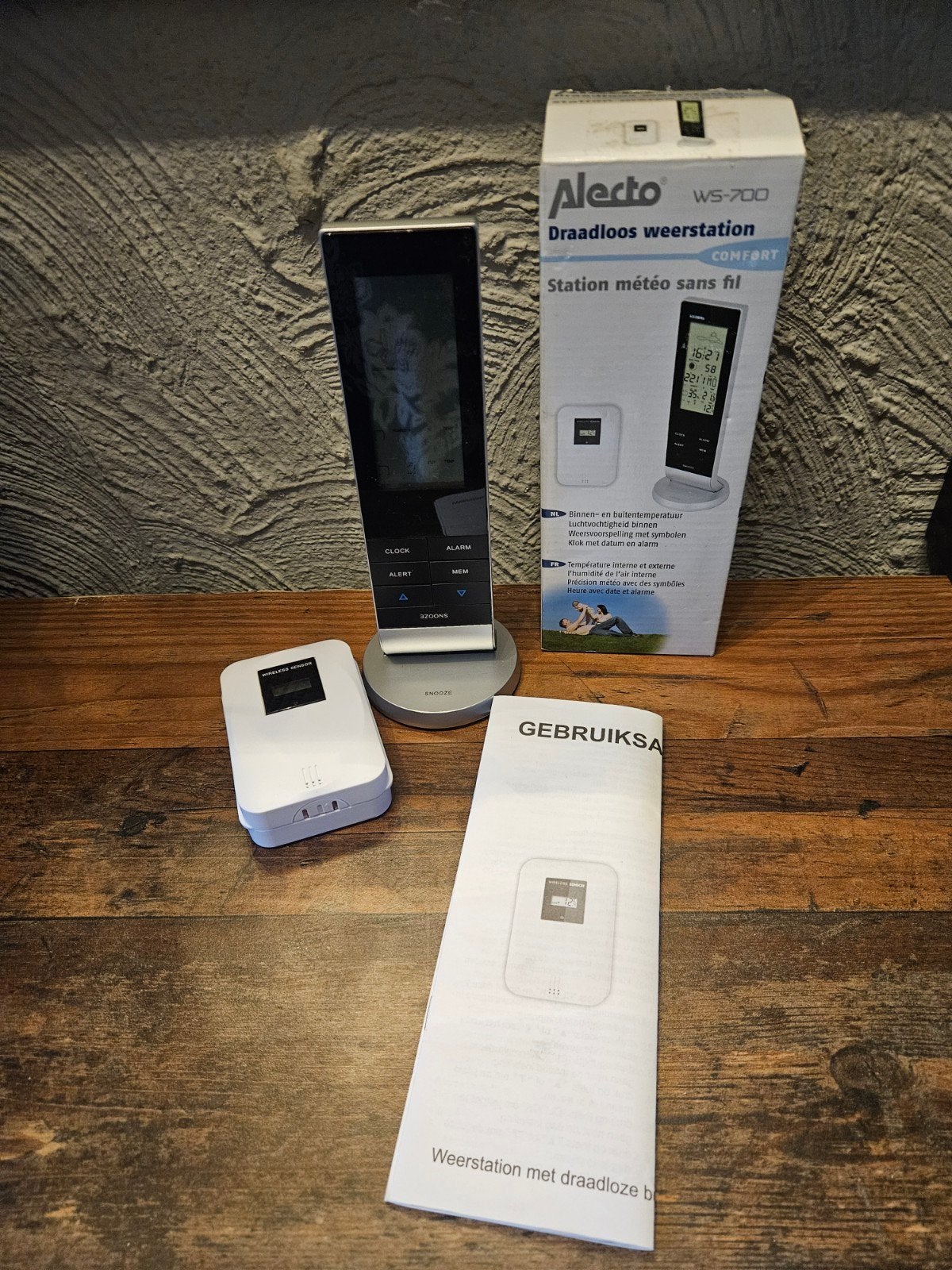 Alecto WS-700 Draadloos Weerstation met Buitensensor, Ophalen of Verzenden, Zo goed als nieuw, Weerstation