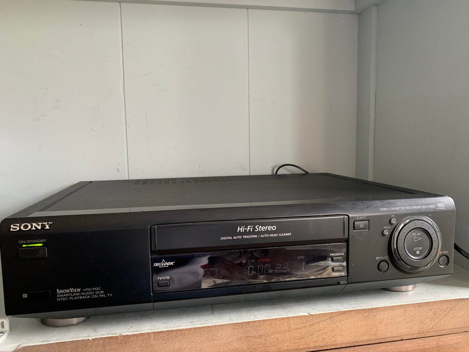 Sony SLV-E820VC Hi-Fi Stereo VHS-speler/recorder, Ophalen of Verzenden, Gebruikt, VHS-speler of -recorder