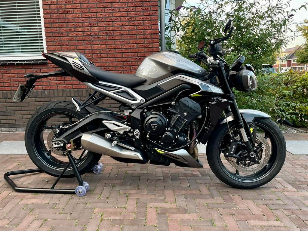 Triumph street triple 765R, Traction Control, Occasion, Motorrijbewijs A, 3 cilinders