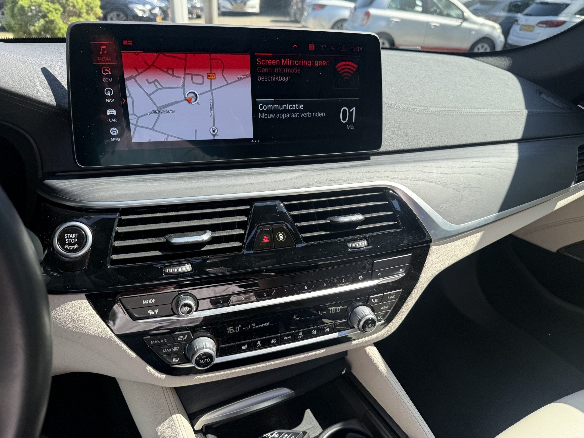 Foto 60 van BMW 5 Serie Touring 520i High Executive | Pano | Leder | 04-