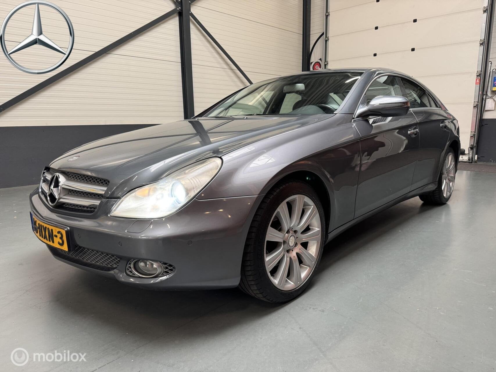 Mercedes CLS-klasse 320 CDI V6 Prestige Leer|Navi|NL-Auto, Achterwielaandrijving, Gebruikt, Zwart, 2987 cc