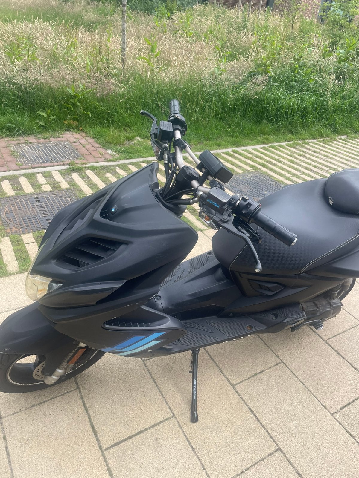 Yamaha aerox naked, Ophalen of Verzenden, Zo goed als nieuw, Benzine, Aerox