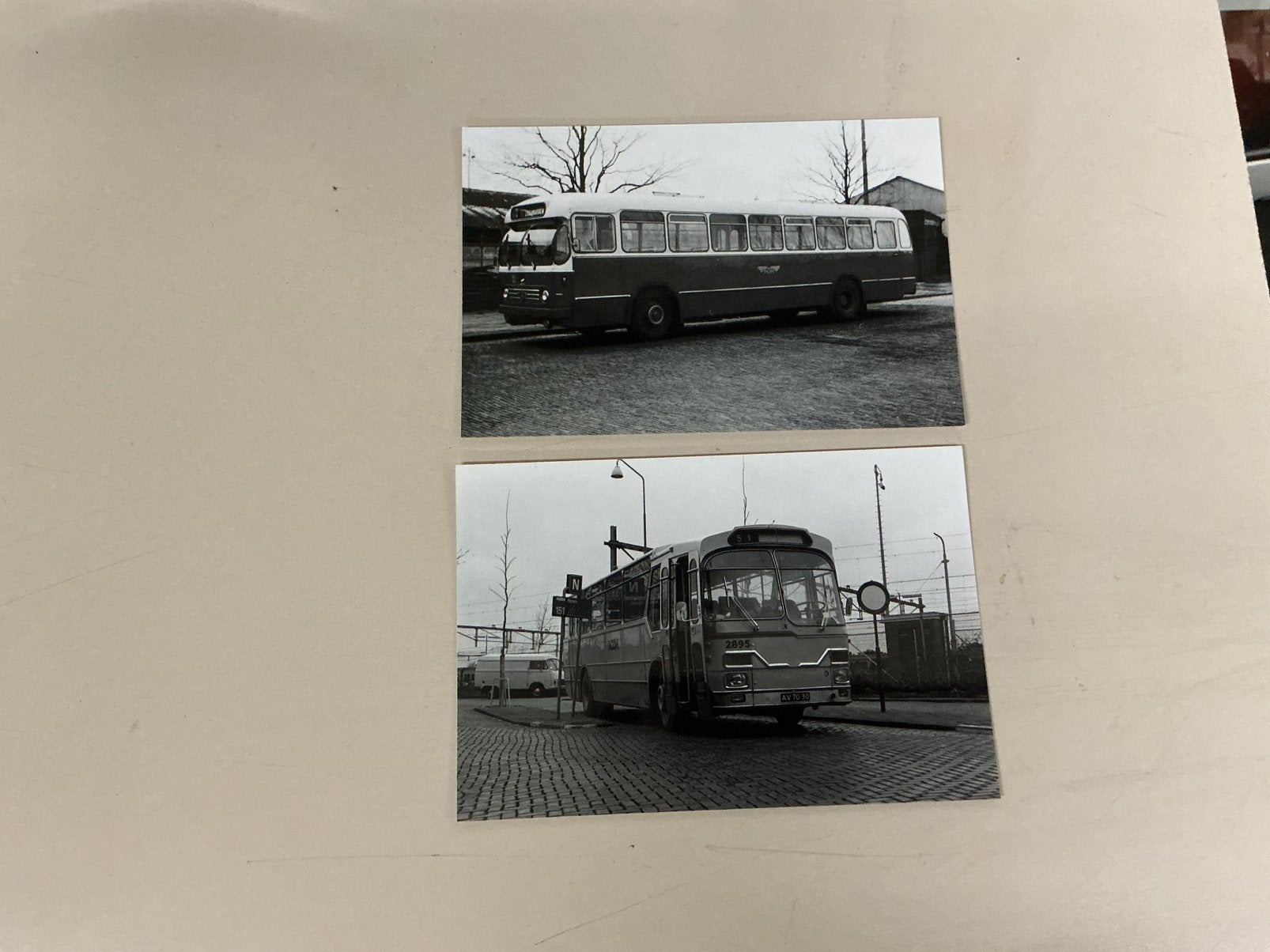 NTM bus en de NZH 2895, Ophalen of Verzenden, Zo goed als nieuw, Bus of Metro, Overige typen