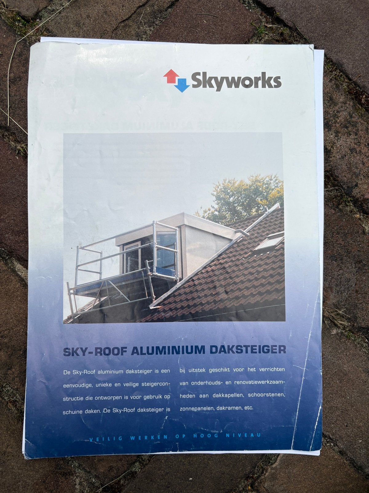 Skyworks aluminium daksteiger, Doe-het-zelf en Verbouw, Steigers, Ophalen, Zo goed als nieuw, Daksteiger