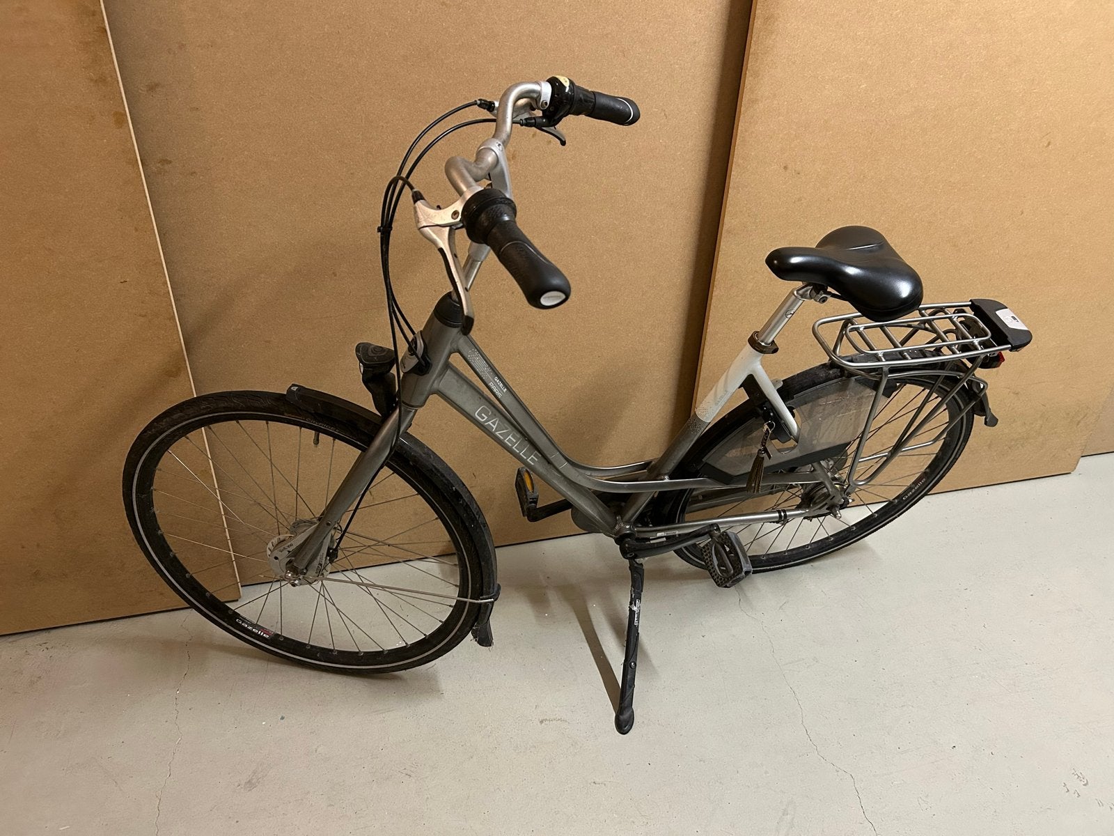 Gazelle Paris C7 Damesfiets. Goed slot; Werkende verlichting, Ophalen of Verzenden, Gebruikt, Gazelle, Versnellingen