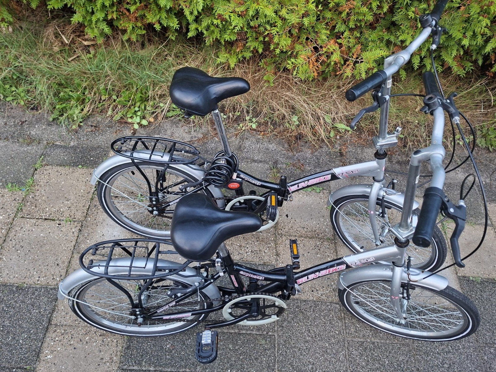 2x Opvouwbare fietsen - Ideaal voor camping of stad, Fietsen en Brommers, Overige merken, 20 inch of meer, Gebruikt, Velgrem