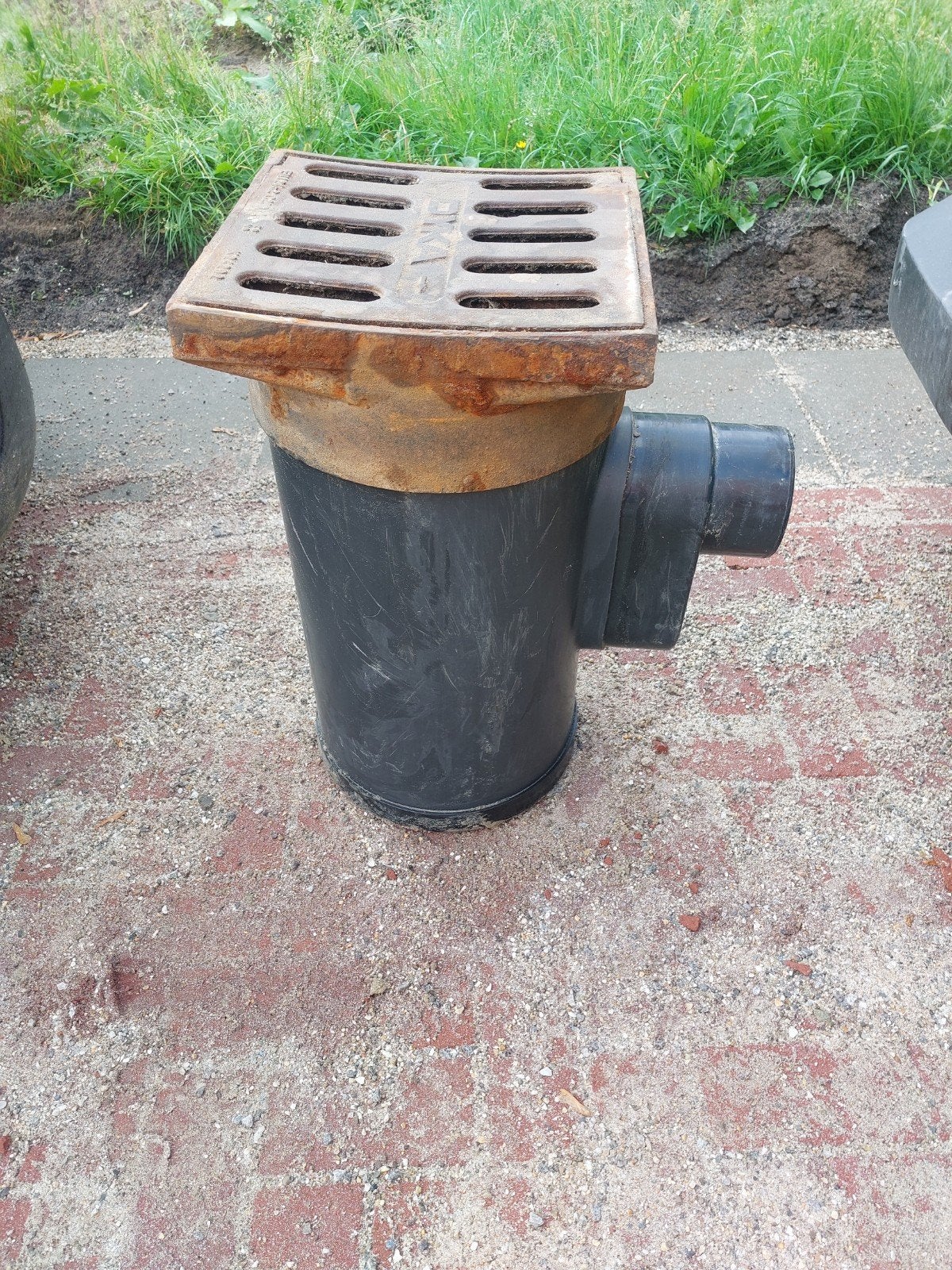 Straatkolk pvc, Doe-het-zelf en Verbouw, Buizen en Afvoer, Ophalen, Pvc, Minder dan 2 meter, 80 mm of meer
