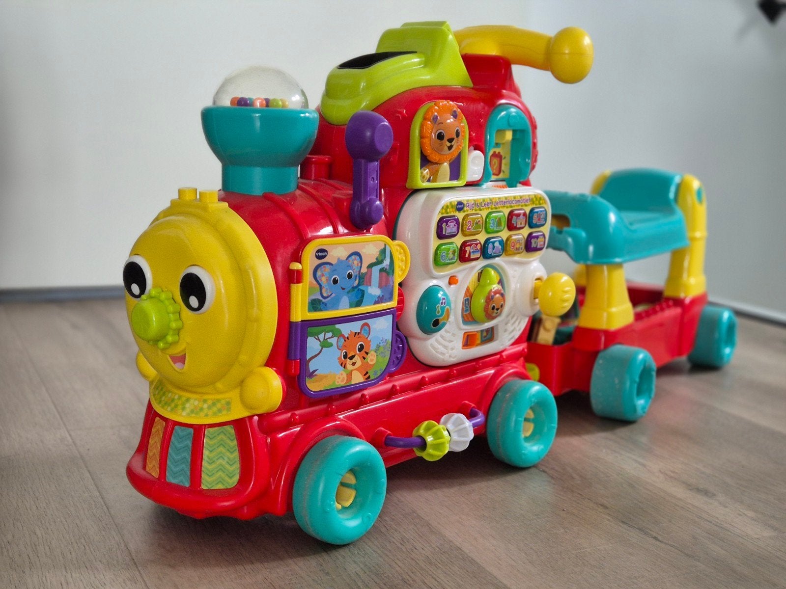 VTech Baby Speeltrein met licht en geluid, Ophalen of Verzenden, Zo goed als nieuw, Overige typen, Met licht