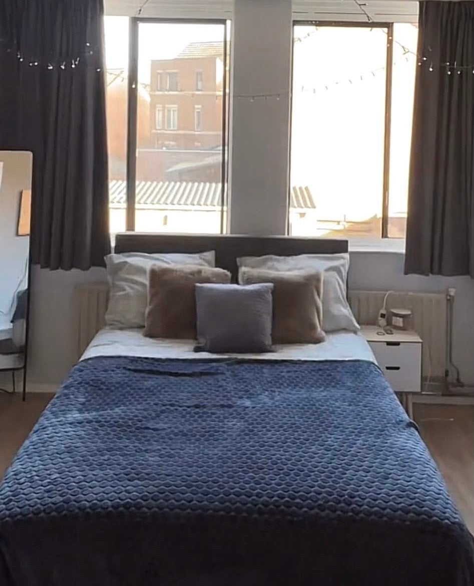 Tweepersoonsbed met hoofdbord, Huis en Inrichting, Slaapkamer | Bedden, Gebruikt, Tweepersoons, 200 cm, 140 cm