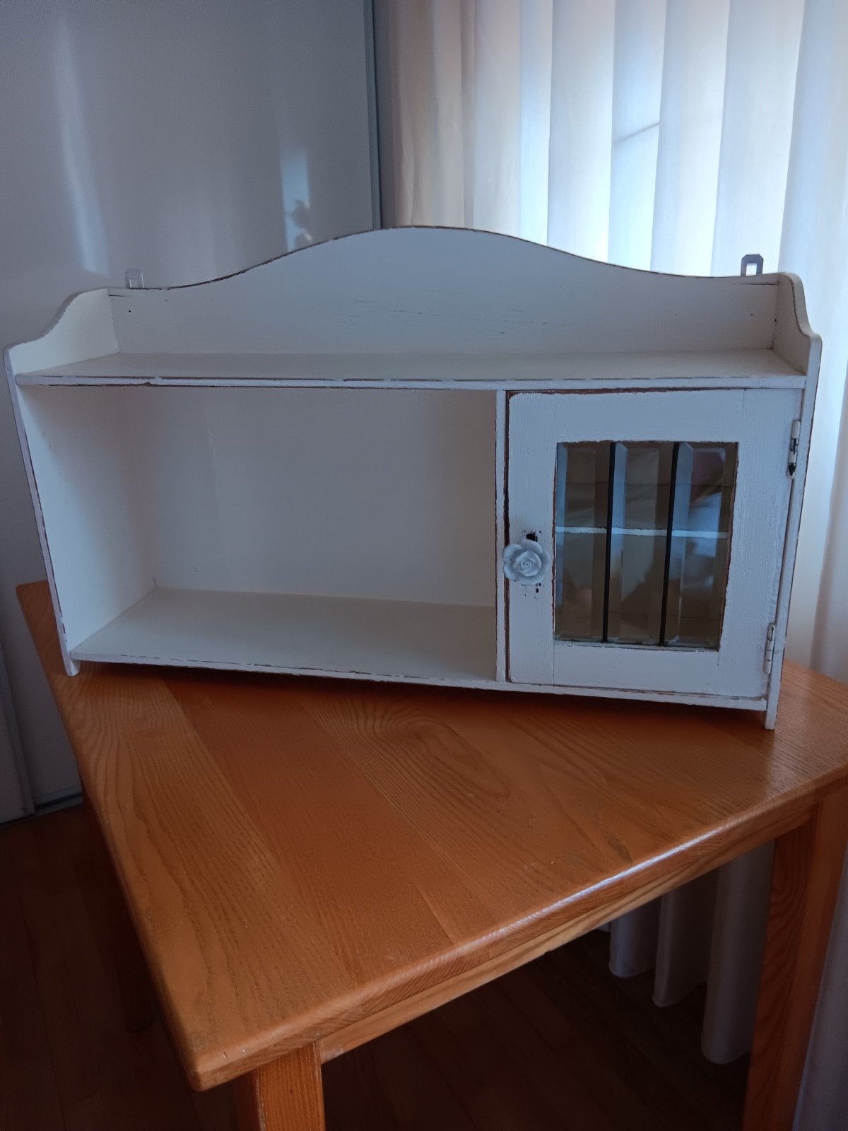 vintage wit wandkastje met glazen deurtje, koop, Huis en Inrichting, Ophalen, Gebruikt