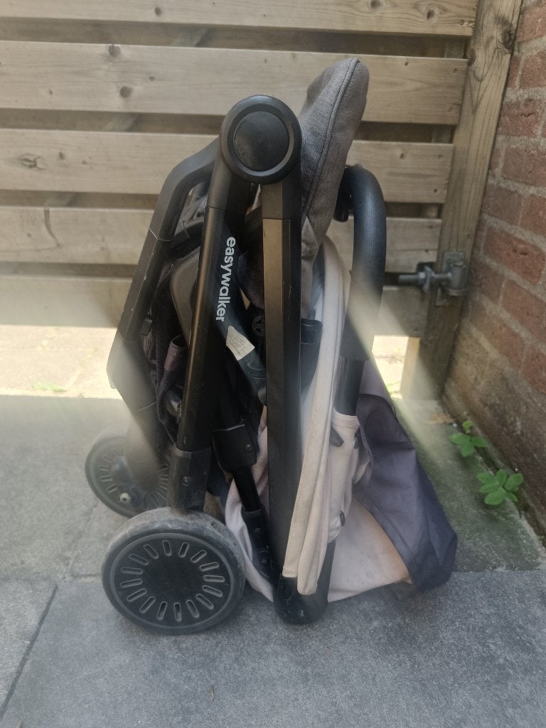 Buggy easywalker, Kinderen en Baby's, Buggy's, Ophalen, Gebruikt, Overige merken, Verstelbare rugleuning