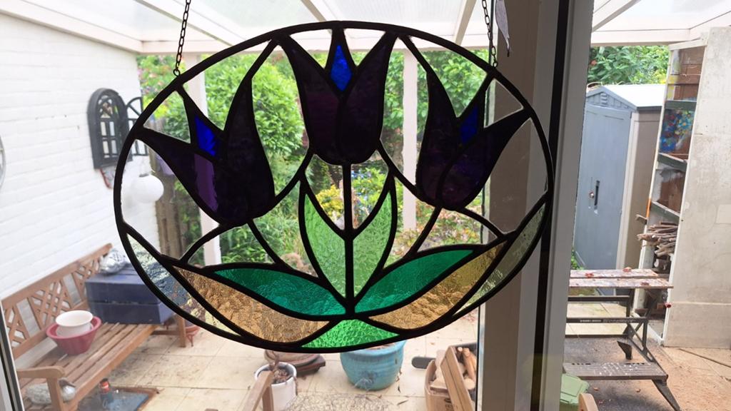 Drietal tulpen in glas in lood, Ophalen of Verzenden