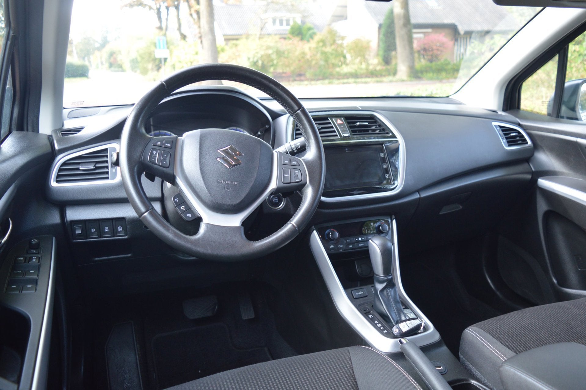 Suzuki S-Cross 1.4 Boosterjet Exclusive Org NL/NAP/2de eig/c, Dealer onderhouden, Stof, Euro 6, 4 cilinders