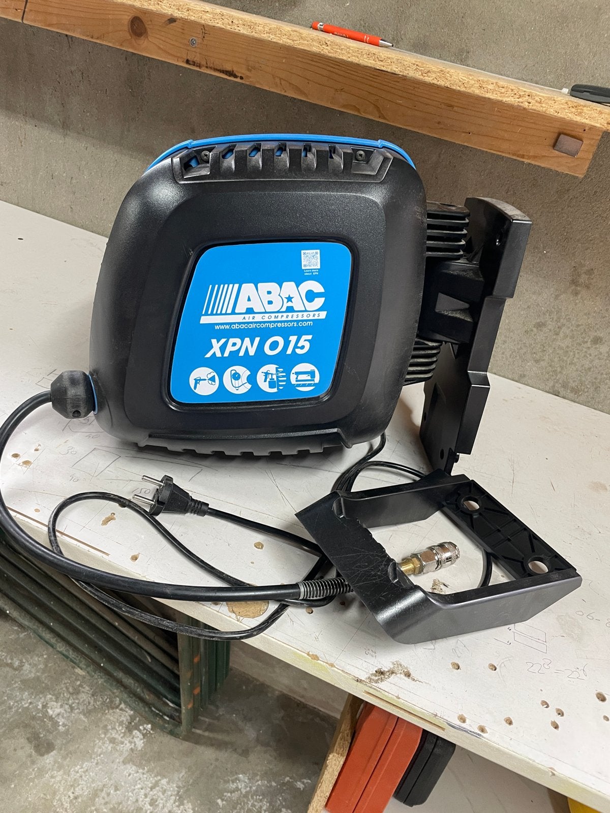 ABAC XPN O15 Compressor - Compact en Krachtig, Doe-het-zelf en Verbouw, Compressors, Ophalen, 6 tot 10 bar, Zo goed als nieuw