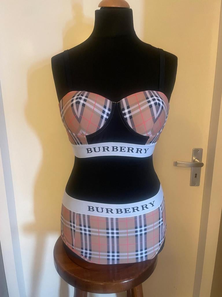 Mooie  Spring zwemkleding Mt M/L, Ophalen of Verzenden, Zo goed als nieuw, Overige typen