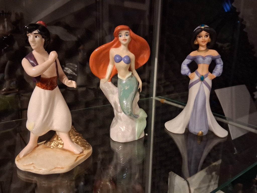 Disney Ariel Jasmine Aladin Alladin beeldjes, Ophalen of Verzenden, Overige figuren, Zo goed als nieuw, Beeldje of Figuurtje