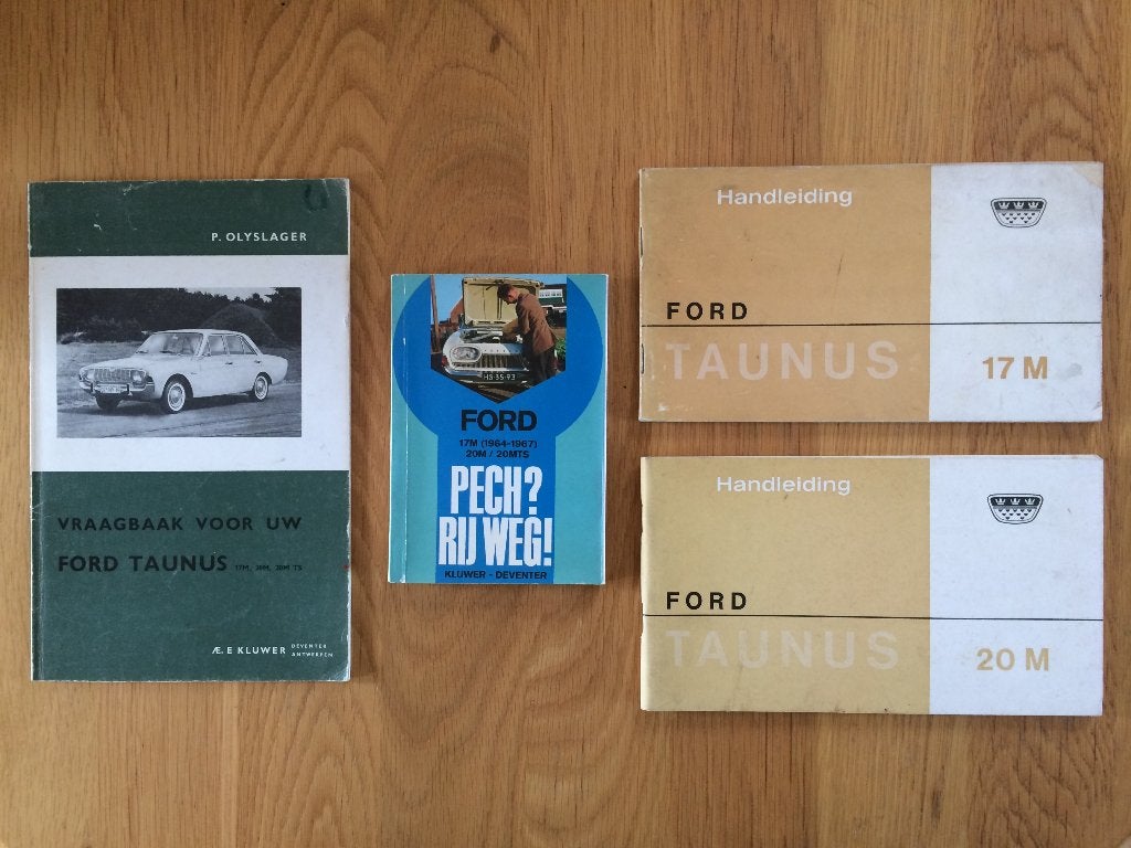RUILEN: div mooie Ford Taunus 17M of 20M P5 oldtimer boekjes, Ophalen of Verzenden, Ford