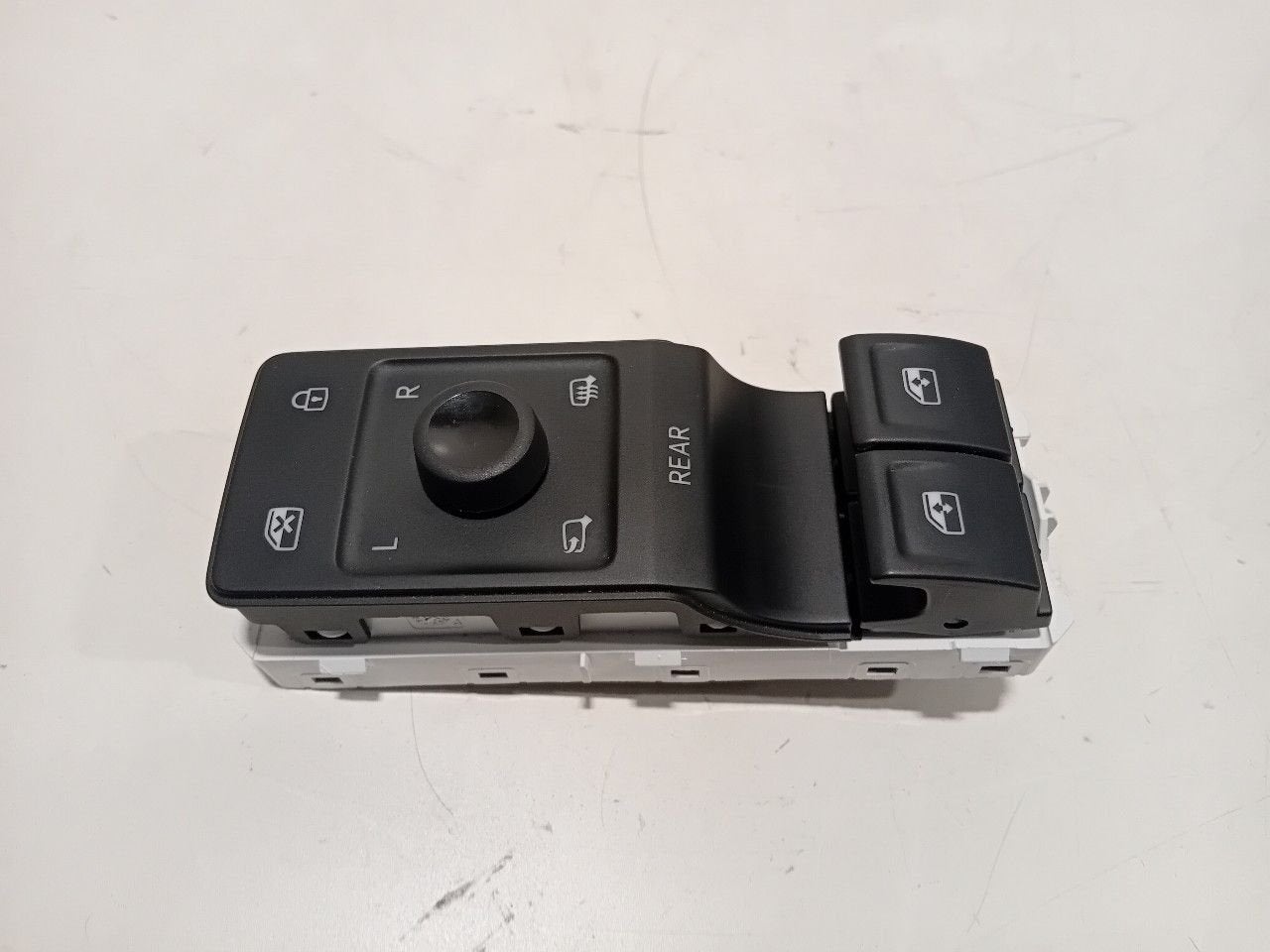 Bedieningspaneel elektrische ramen Volkswagen ID.3, Onderdelen@venauto.nl, Van der Ven Autorecycling B.V., Gebruikt, Ettenseweg 76, 4706 PB Roosendaal, The Netherlands
