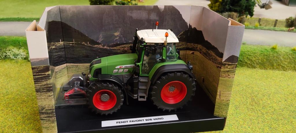Fendt Favorit 926 Vario. Weise Toys., Overige merken, Tractor of Landbouw, Nieuw, Ophalen of Verzenden