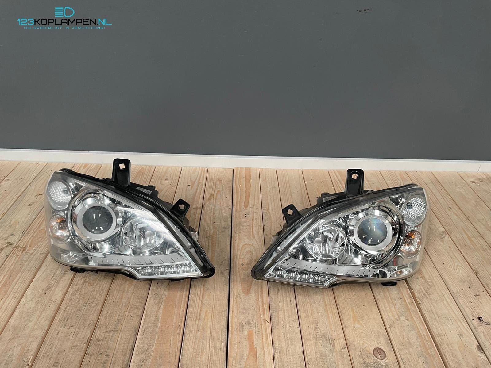 Mercedes Vito W639 facelift Xenon koplamp koplampen links re, Ophalen, Gebruikt, -, -