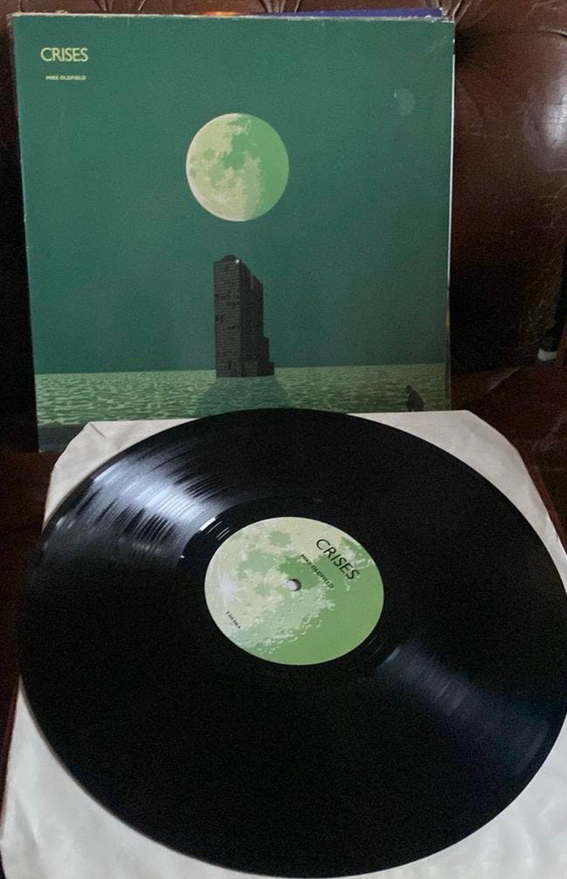 Mike Oldfield lp Crisis, Ophalen of Verzenden, Zo goed als nieuw, 12 inch