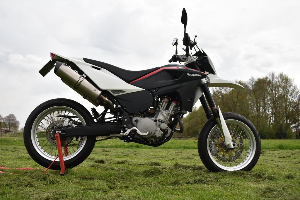 Husqvarna sm630 Supermoto - 2012 -  15350km, Motorrijbewijs A, Gebruikt, Particulier, Meer dan 35 kW