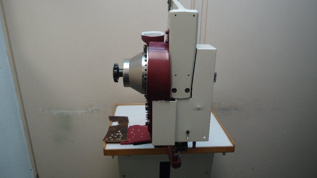 Industrie Ring / holniet machine Automaat, Overige merken, Gebruikt, Ophalen of Verzenden, Naaimachine