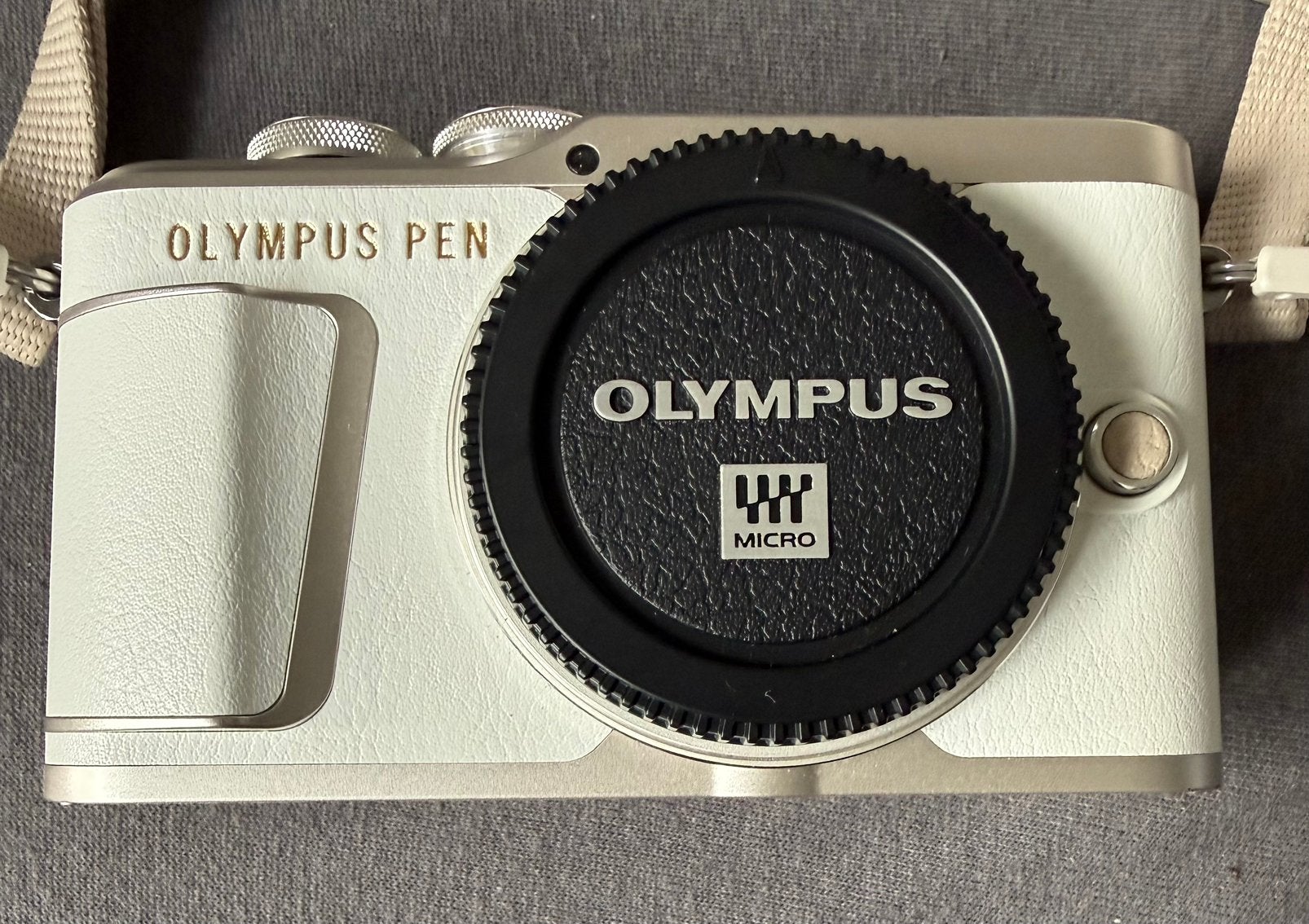 mooie witte Olympus PEN E-PL9 VLOG-kamera met 1057 clicks, Ophalen of Verzenden, 1980 tot heden, Fototoestel