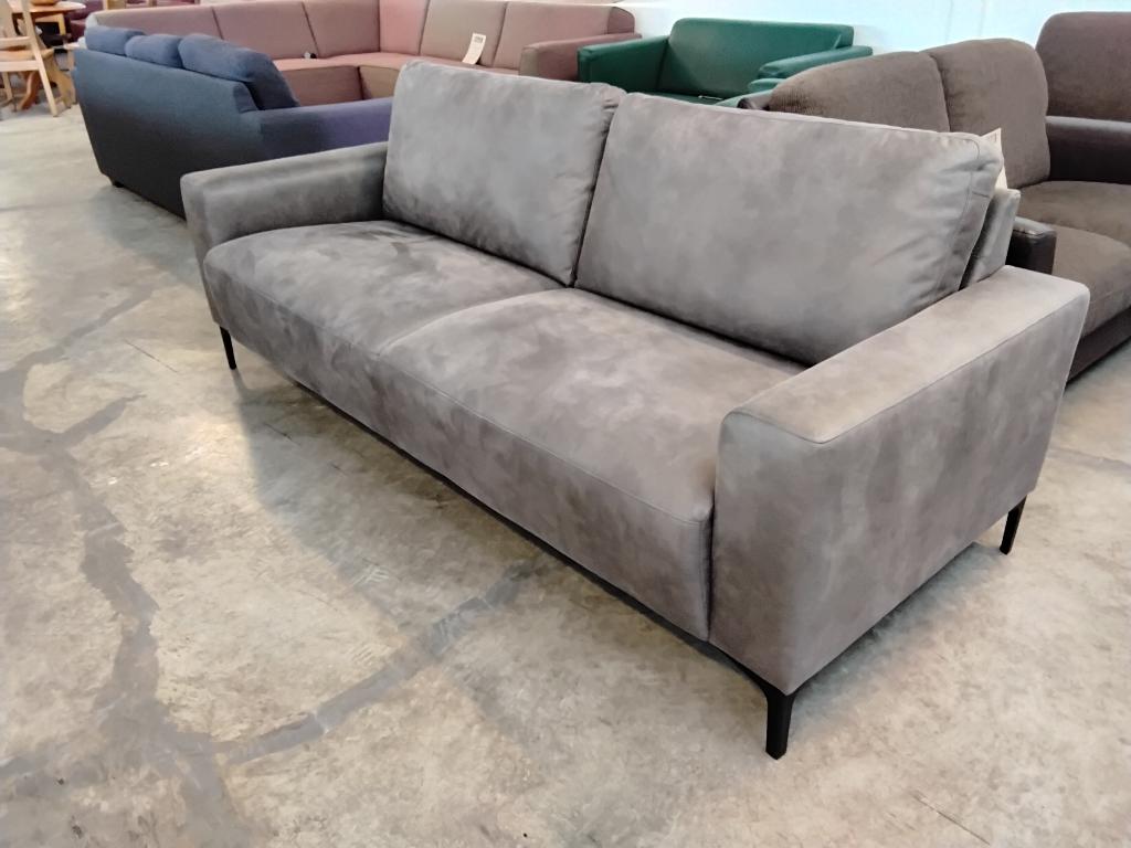 Mooie, prima bank 215cm voor 175=! Second Life Wolvega