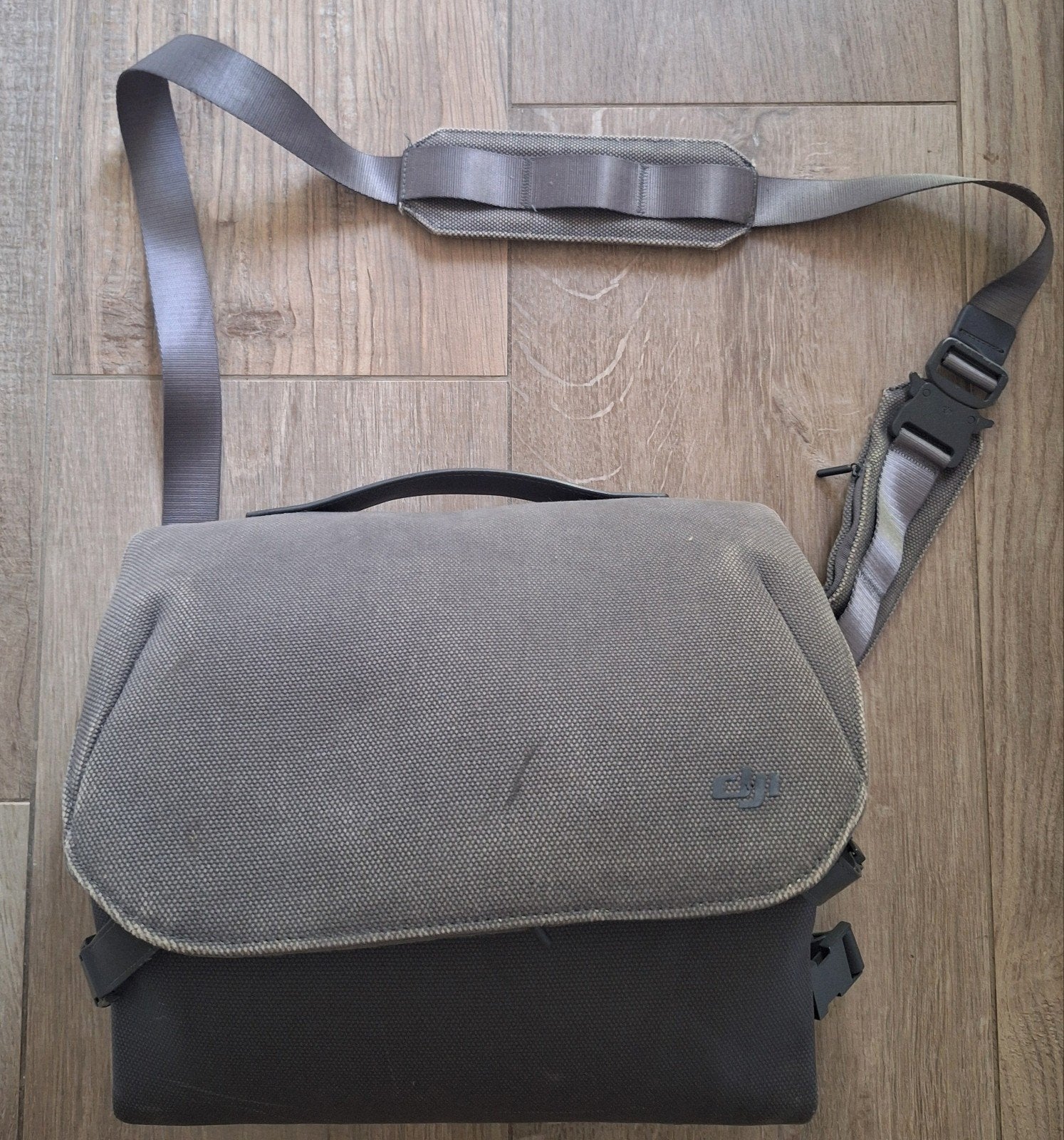 DJI Mavic 3 schoudertas/rugzak, Ophalen of Verzenden, Gebruikt, DJI