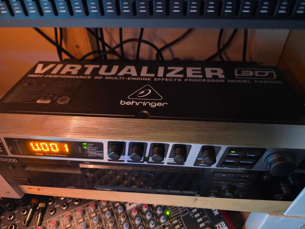 Behringer Virtualizer 3D FX2000 Multi-Effect Processor, Muziek en Instrumenten, Effecten, Gebruikt, Chorus, Delay of Echo, Reverb