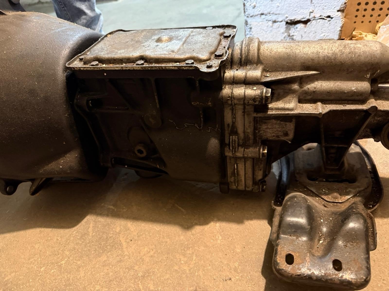 Ford sierra T9 ohc versnellingsbak, Ophalen, Gebruikt, Universele onderdelen