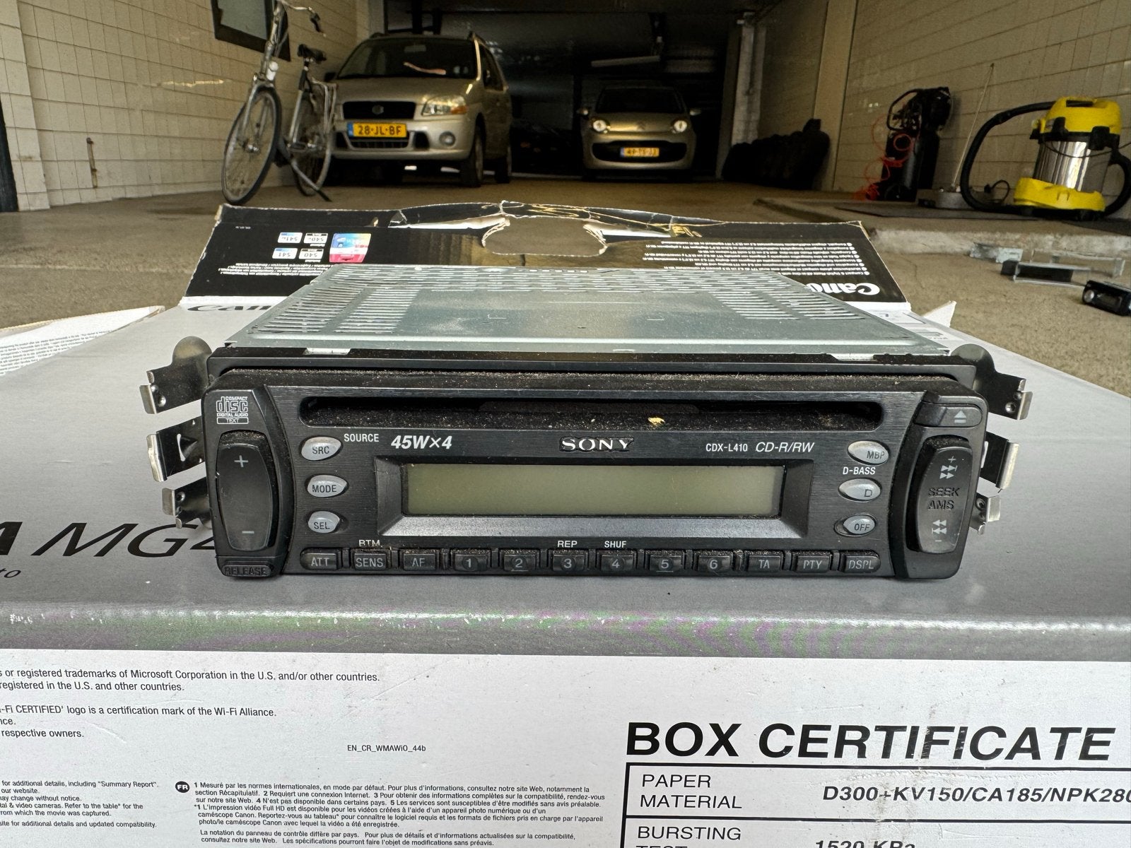 Sony CDX-L410 CD/R-RW Autoradio - Goede Staat, Ophalen of Verzenden, Gebruikt