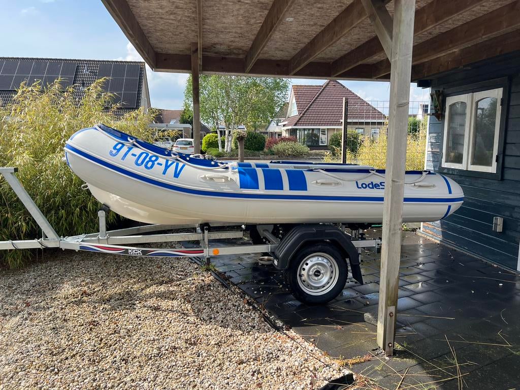 Lodestar 350 open | kick trailer, Ophalen, Zo goed als nieuw, Benzine, Lodestar