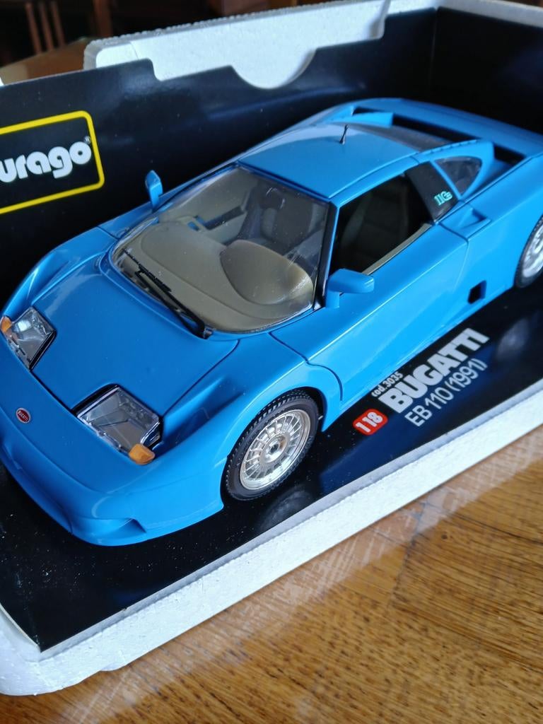 Model auto Bugatti, Hobby en Vrije tijd, Modelauto's | 1:18, Ophalen of Verzenden, Bburago