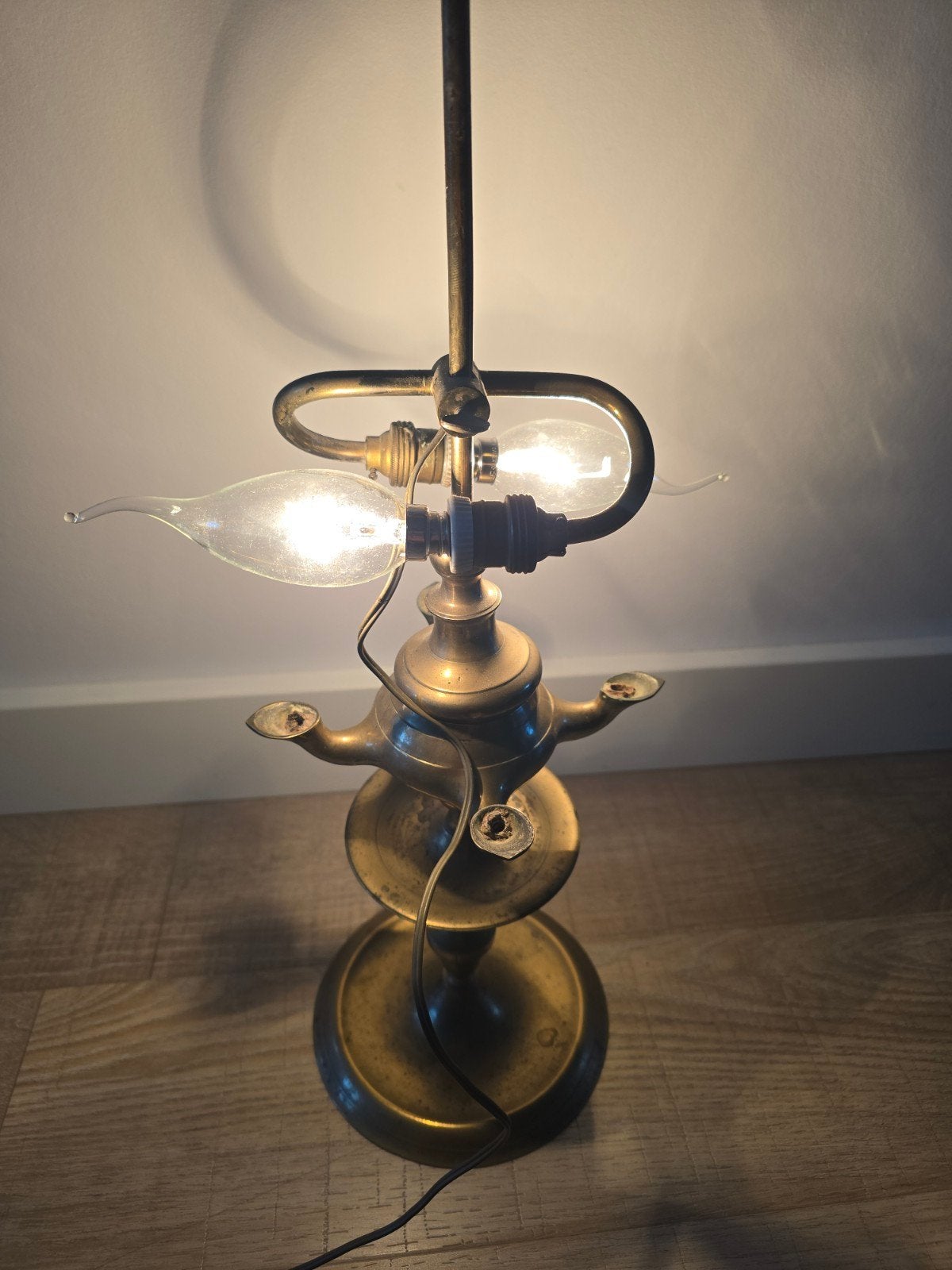 Prachtige originele antieke koperen snotneus omgebouwd 230V, Antiek en Kunst, Antiek | Lampen, Ophalen of Verzenden