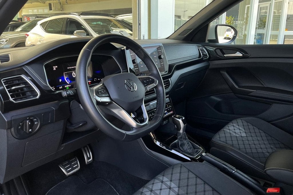 Volkswagen T-CROSS 1.5 TSI R-Line Edition | TREKHAAK | CAMER, Auto's, Volkswagen, 4 cilinders, 150 pk, Automatische klimaatregeling