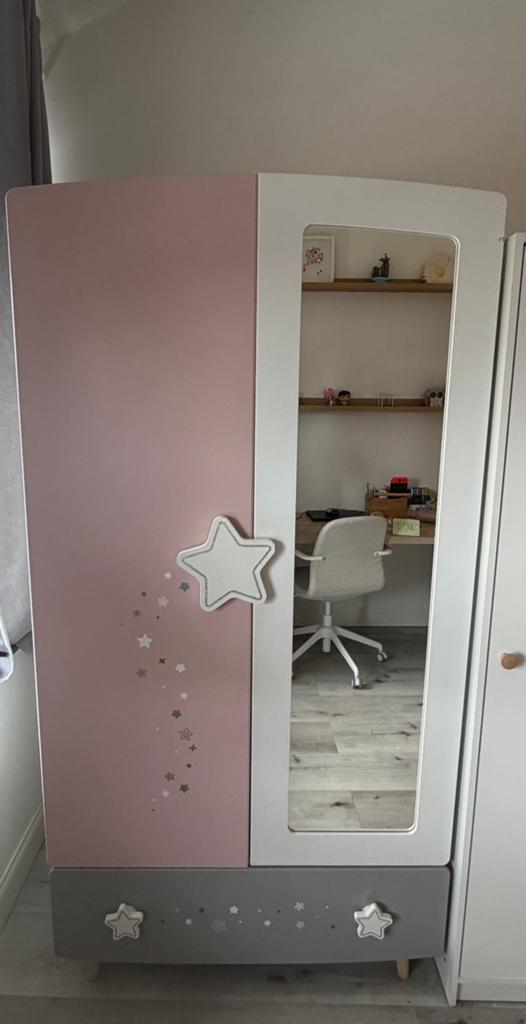 Cupboard and chest of drawers, Ophalen, Kids room, 150 tot 200 cm, Zo goed als nieuw