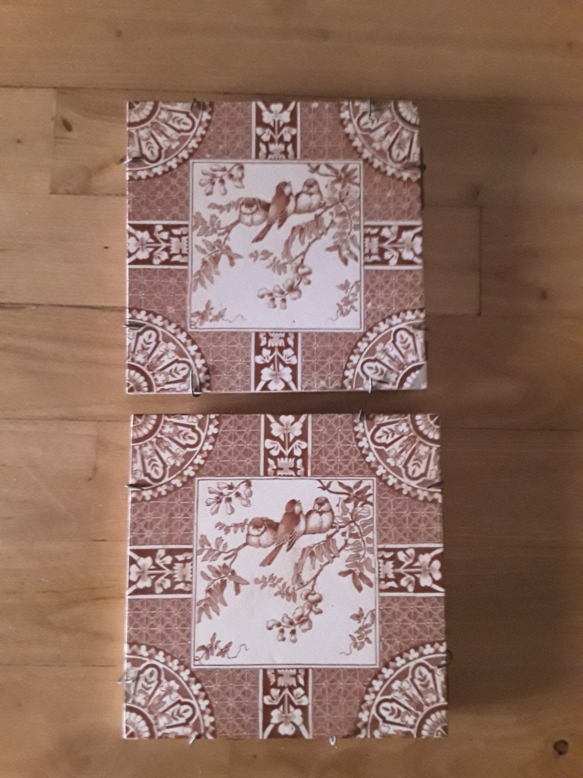 2 wandtegels "vogels " jaren '30, Ophalen of Verzenden