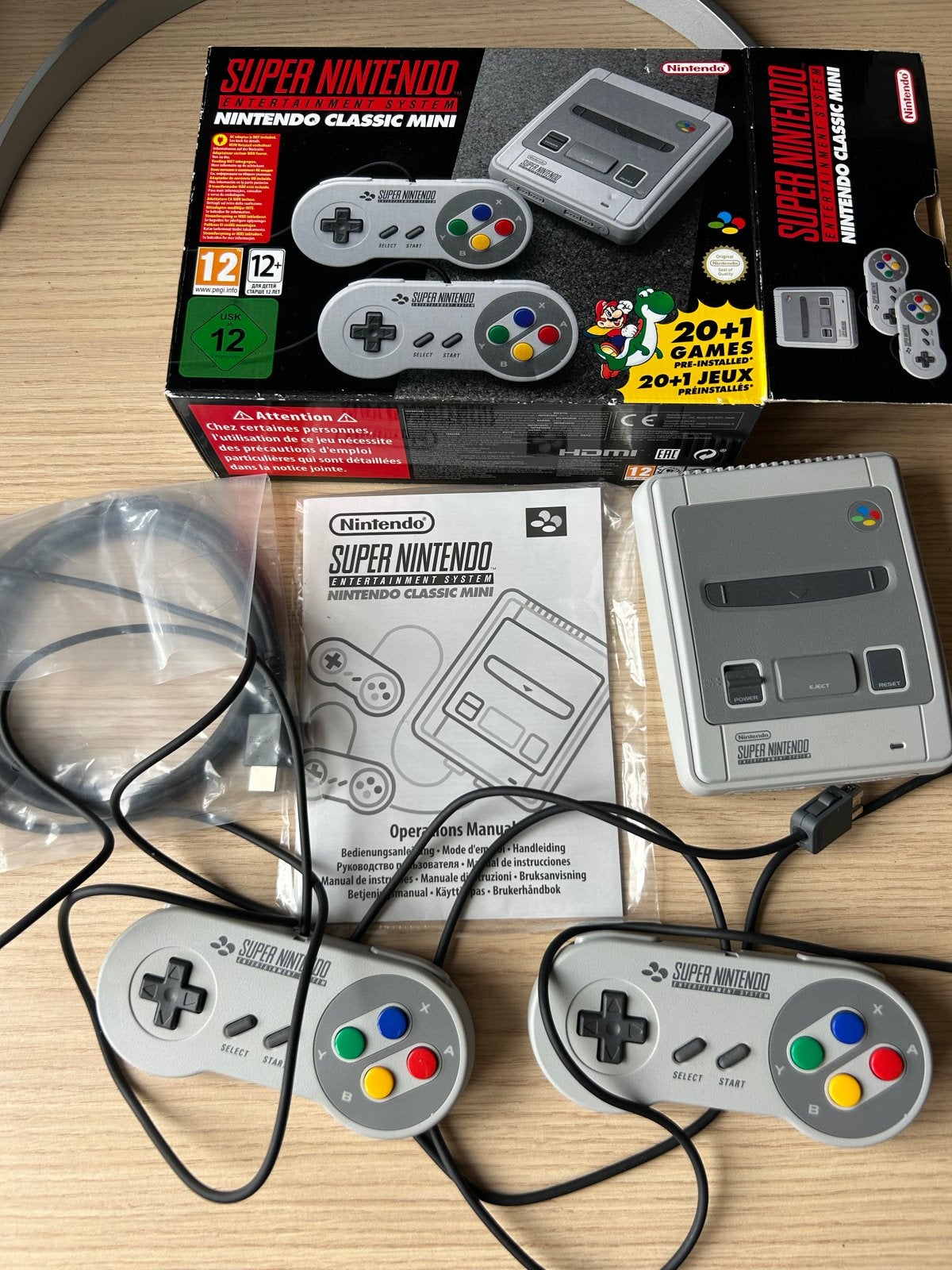 Super Nintendo Classic Mini - Zo goed als nieuw, Ophalen, Zo goed als nieuw, Met 2 controllers, Met games