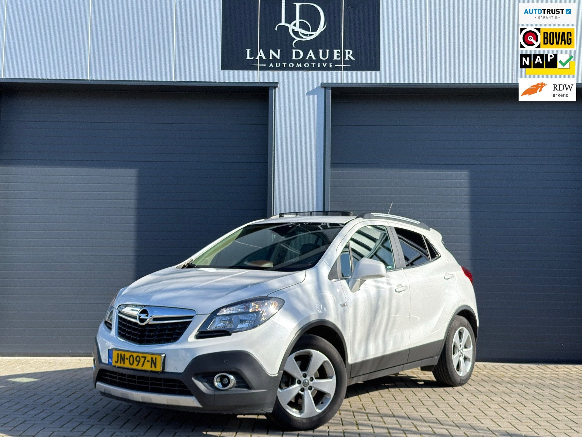 Opel Mokka 1.4T Innovation Schuifdak / Leder / Vol Opties!, Auto's, Opel, Gebruikt, Euro 6, Wit, 1364 cc